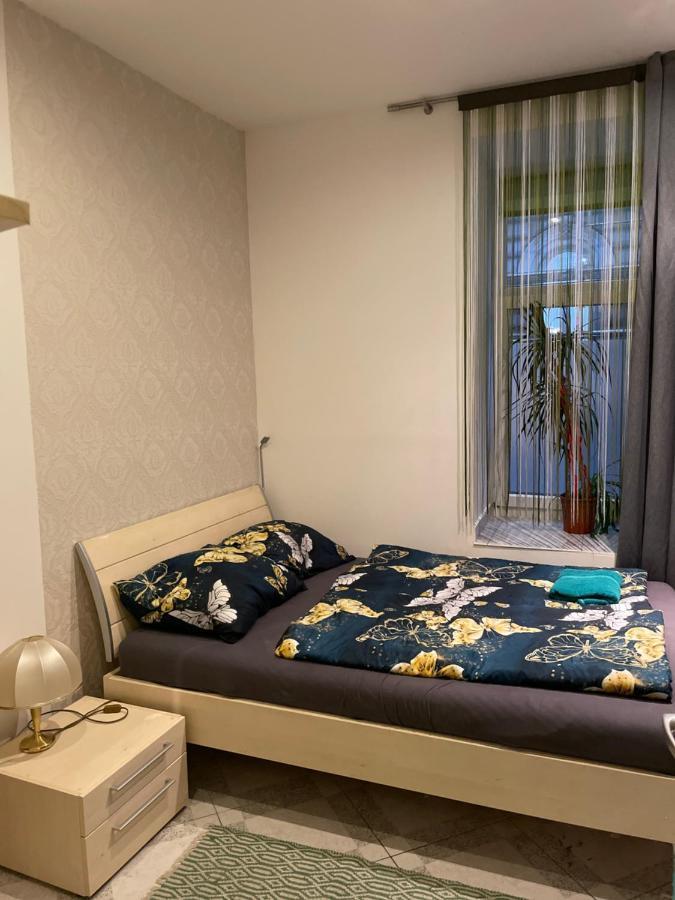 Viktoria Hostel Виена Екстериор снимка