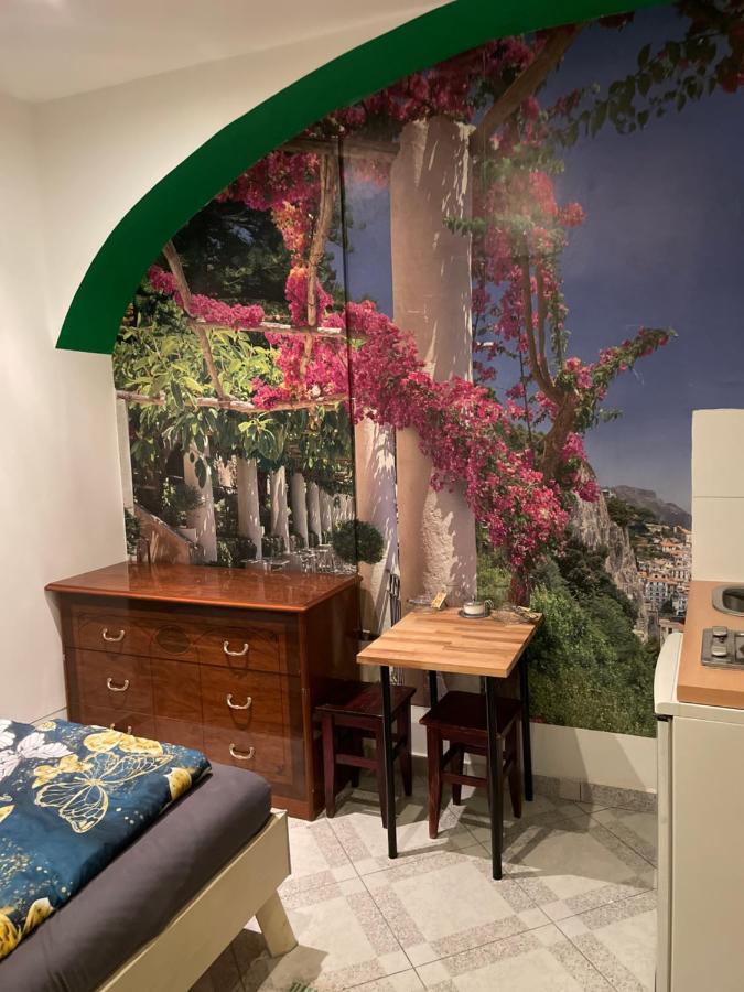 Viktoria Hostel Виена Екстериор снимка