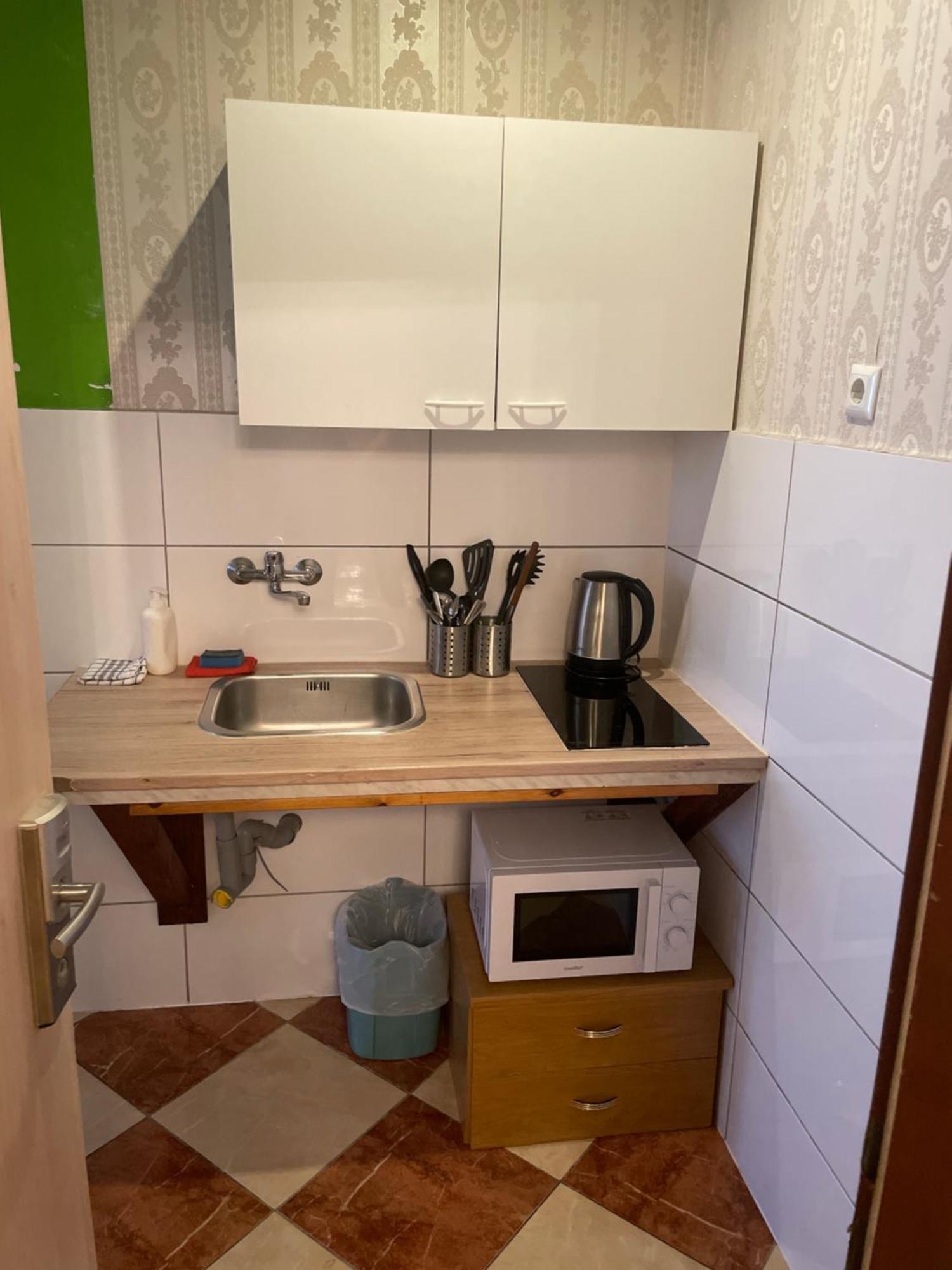 Viktoria Hostel Виена Екстериор снимка