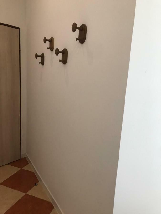 Viktoria Hostel Виена Екстериор снимка