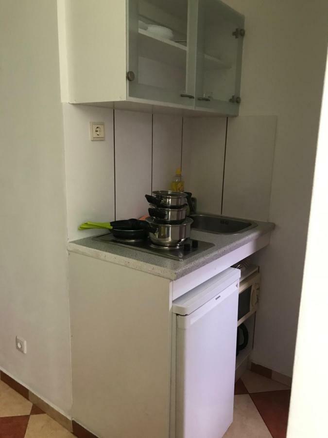 Viktoria Hostel Виена Екстериор снимка